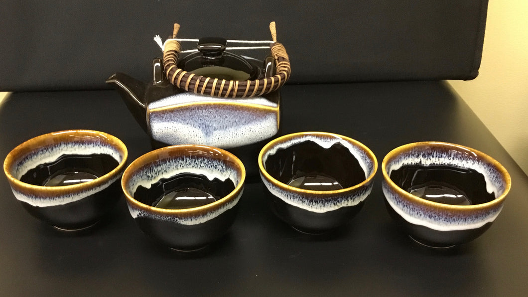 Tea Set with Strainer