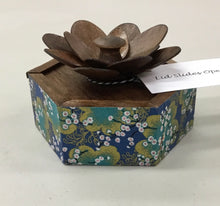 Load image into Gallery viewer, Lotus Box
