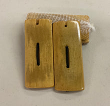 Load image into Gallery viewer, Kachi Kachi (castanets)
