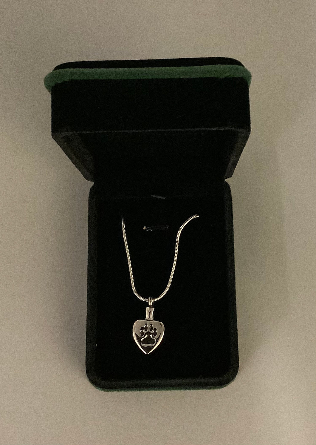 Memorial necklace