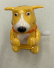 Load image into Gallery viewer, Wind up toys
