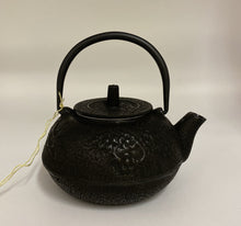 Load image into Gallery viewer, Teapot
