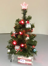 Load image into Gallery viewer, Christmas Tree Mini - Owls
